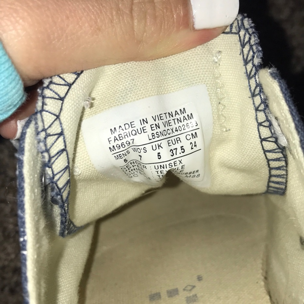 Converse - Picture 5 of 5